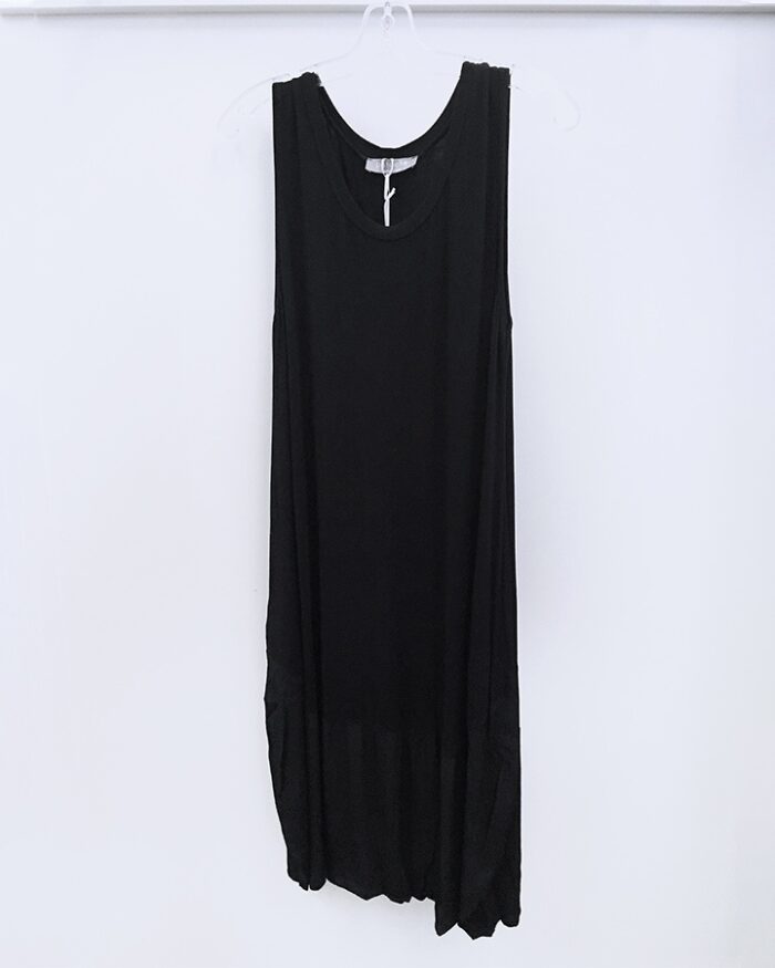 pistache-clothing-sleveless-dress-crepe-hem-black-dianes-lingerie-vancouver-720x900