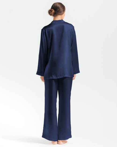 nki-mode-morgan-silk-pyjamas-evening-blue-02-dianes-lingerie-vancouver-1080x1080