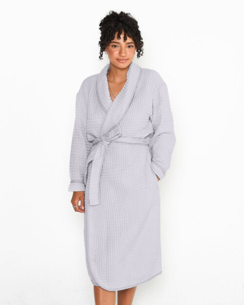 tofino-towel-harmony-bath-robe-pewter-02-dianes-lingerie-vancouver-1080x1080
